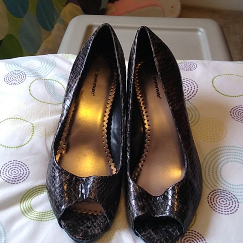 Black and Grey Snake Skin Heels